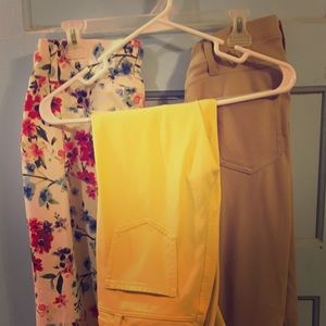 Bundle of Capri jeggings